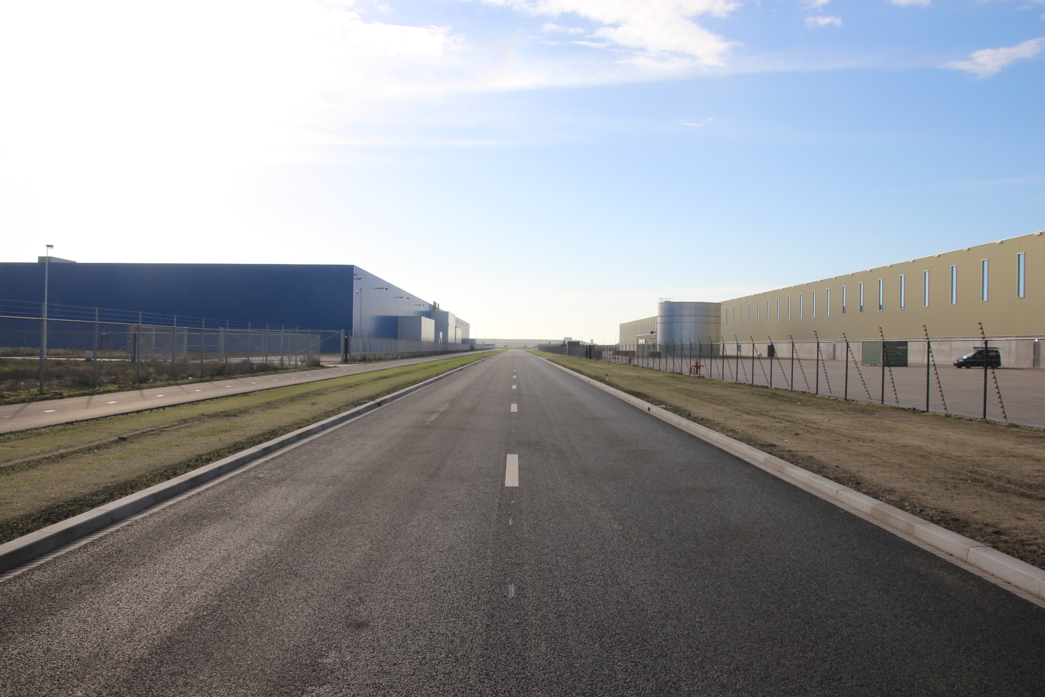 Oostelijke ringweg Distripark Maasvlakte gerealiseerd